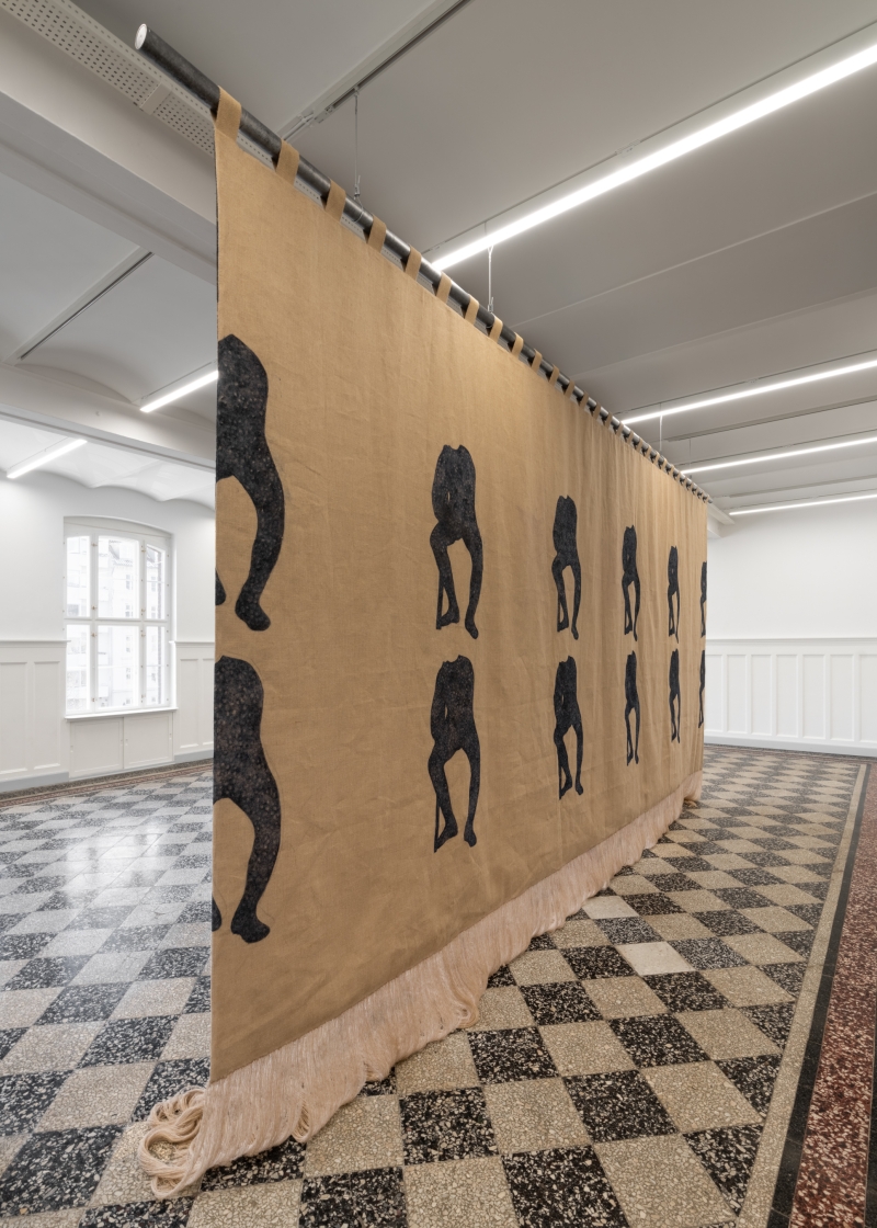 5_horse-droppings-are-not-figs_victor-bengtsson_overgaden_015_photo-by-david-stjernholm.jpg
