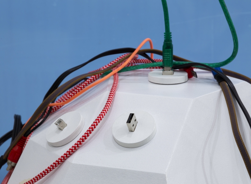 2.-detail_superadapter_tommystoeckel.jpg