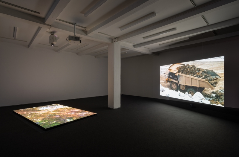installationview_nanna-elvin-hansen_overgaden_presse_001_photo-by-david-stjernholm_small.jpg